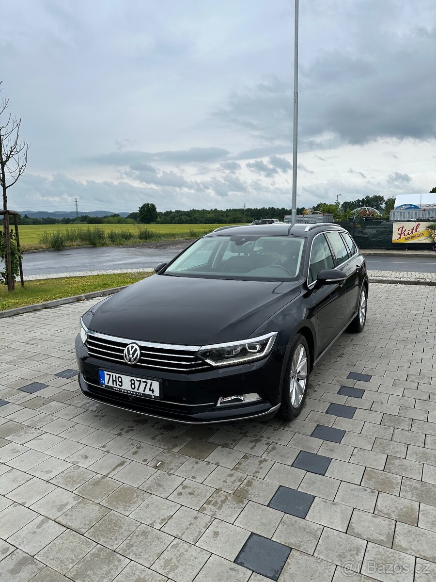 VW Passat Variant 2.0 TDI Highline DIGI budíky