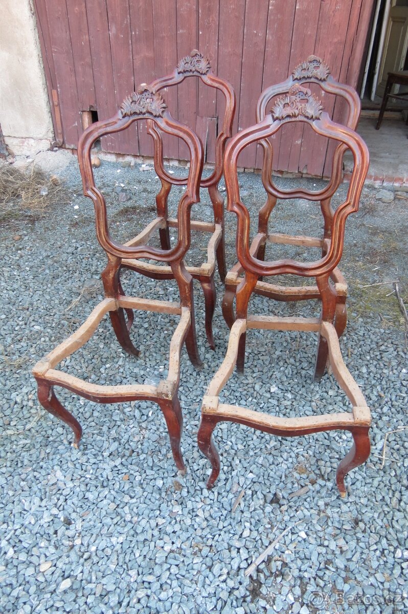 4 x stará židle před renovací