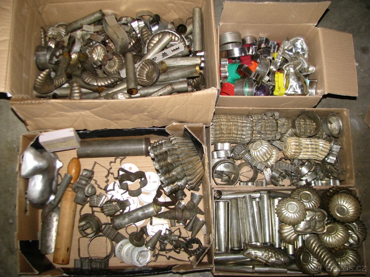 FORMIČKY NA VÁNOČNÍ CUKROVÍ