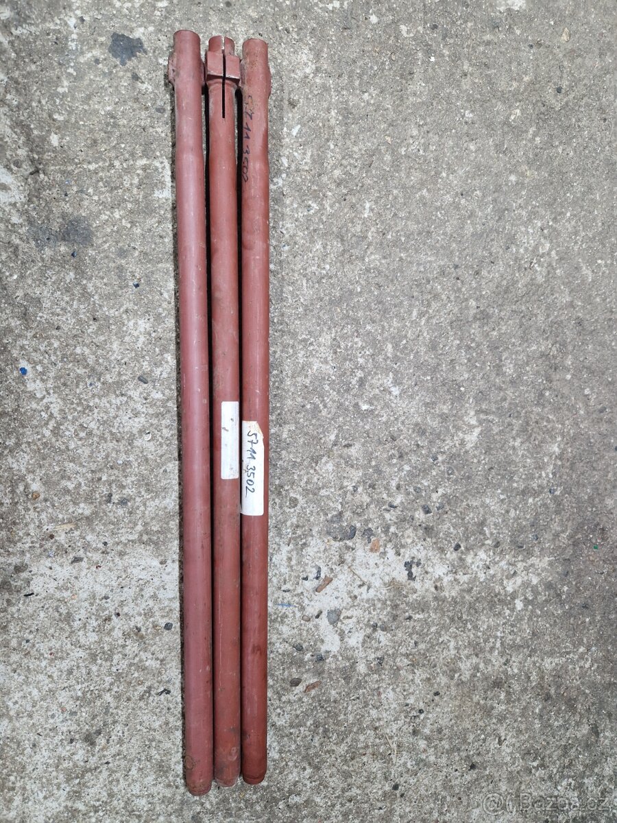 Spojovací tyč řízení zetor uř1