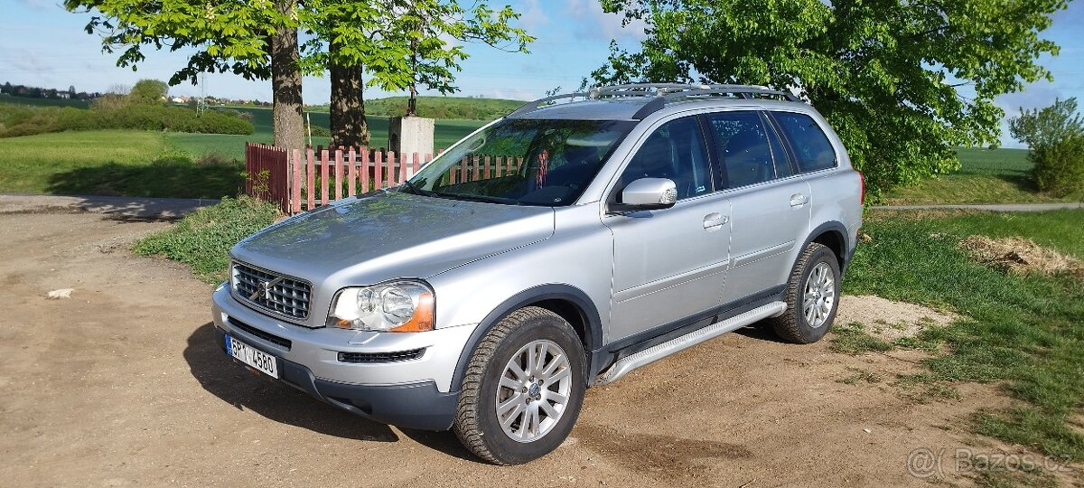 Volvo XC90 2.4 D5 AWD, automat, tažné, bufík, odpočet DPH