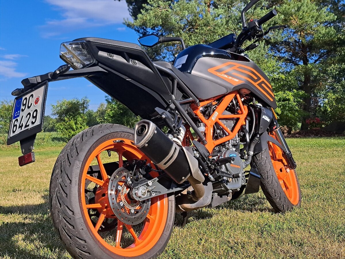 KTM Duke 125