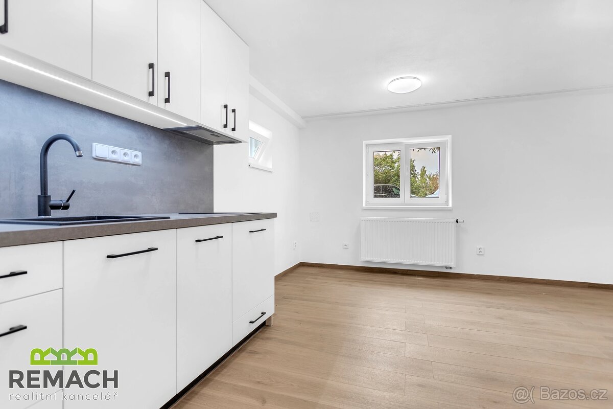 Pronájem, byt 1+kk, 21 m², suterén, Uherské Hradiště - Mařat