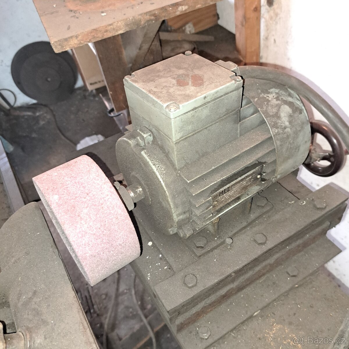 Prodám elektromotor 0,75kW