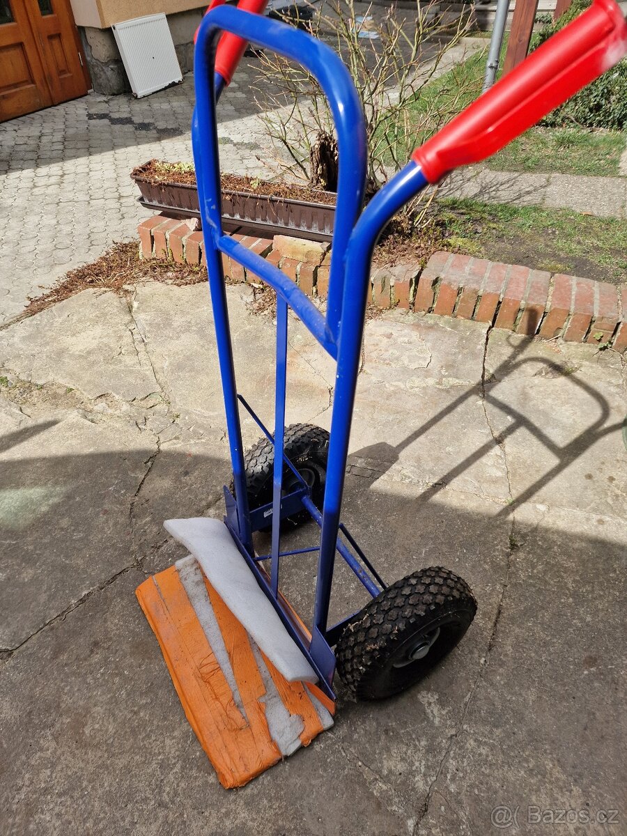 Rudlik s bantamovymi kolecky