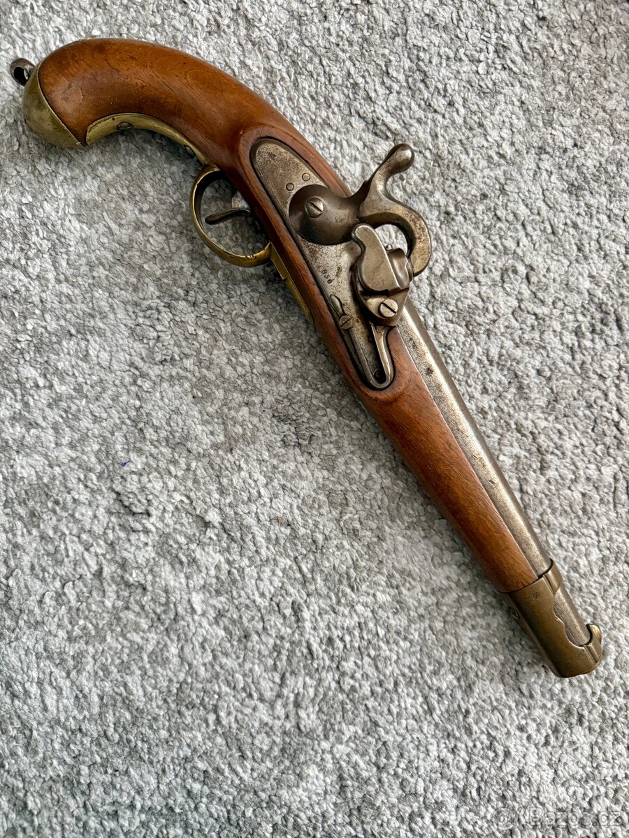 RU jezdecká pistole vz. 1851 - Augustin