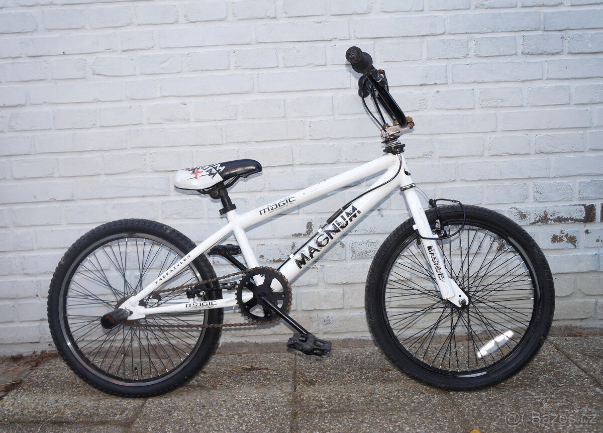 Juniorské dětské BMX freestyle kolo 20“ Magnum, bezvadný sta