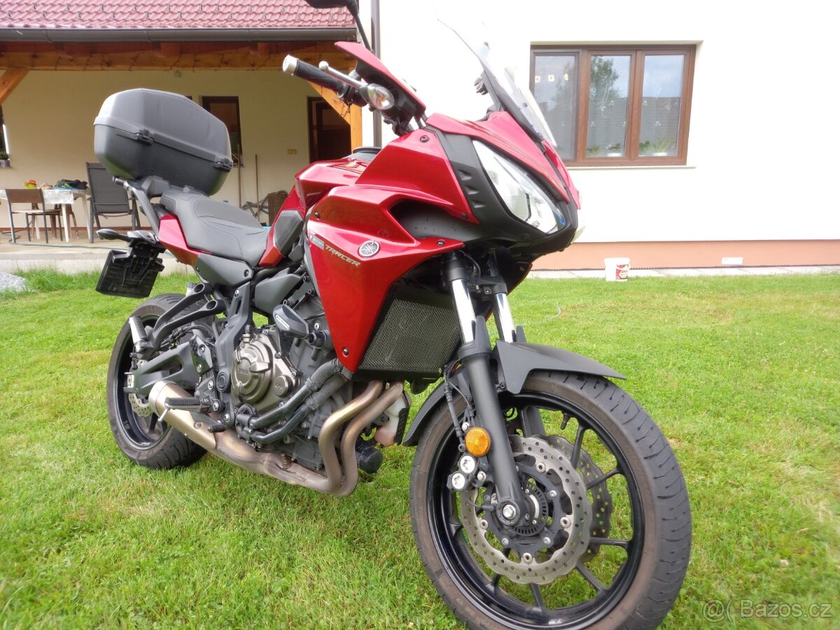 Yamaha tracer 700