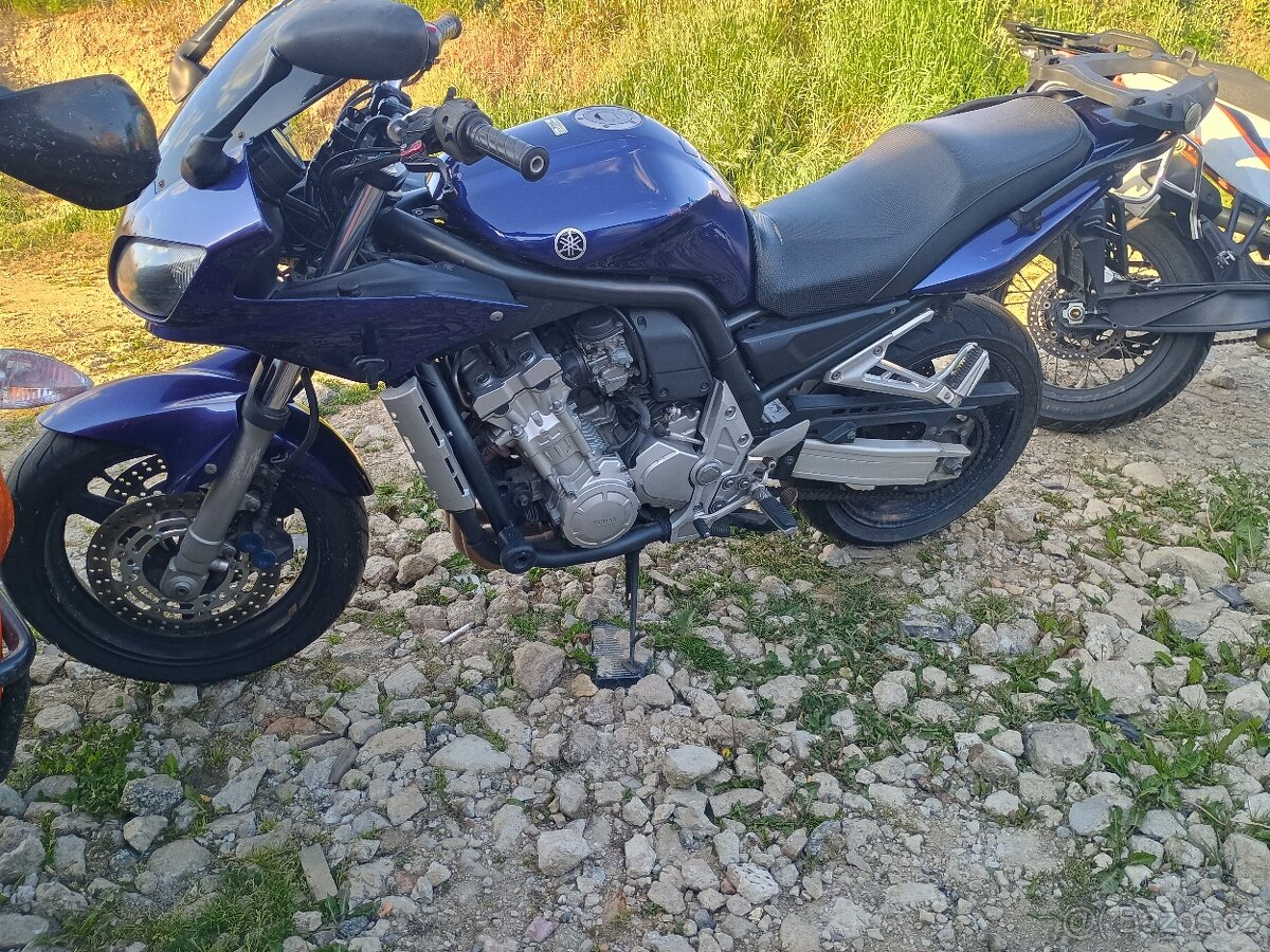 Yamaha fzs 1000 fazer