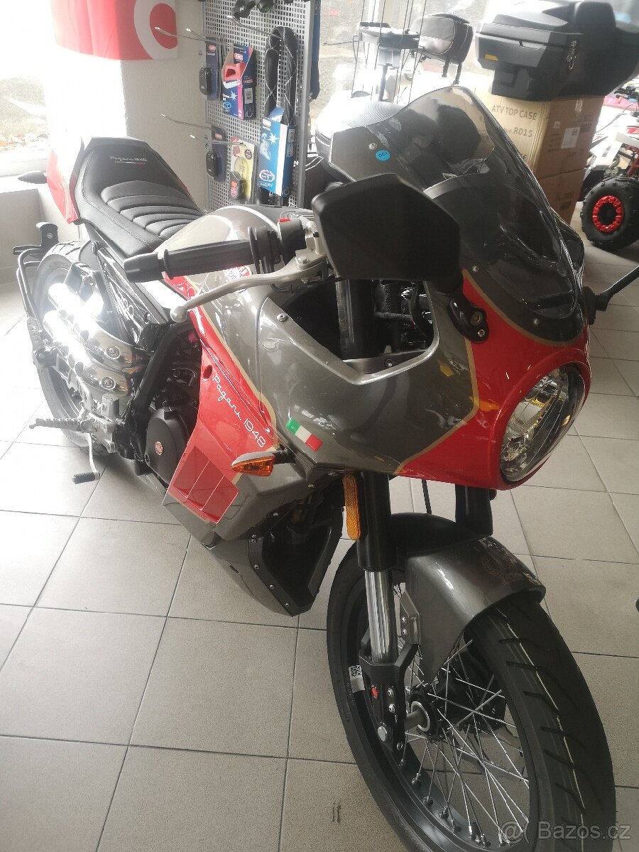 Nový motocykl F. B. Mondial Sport Classic 300