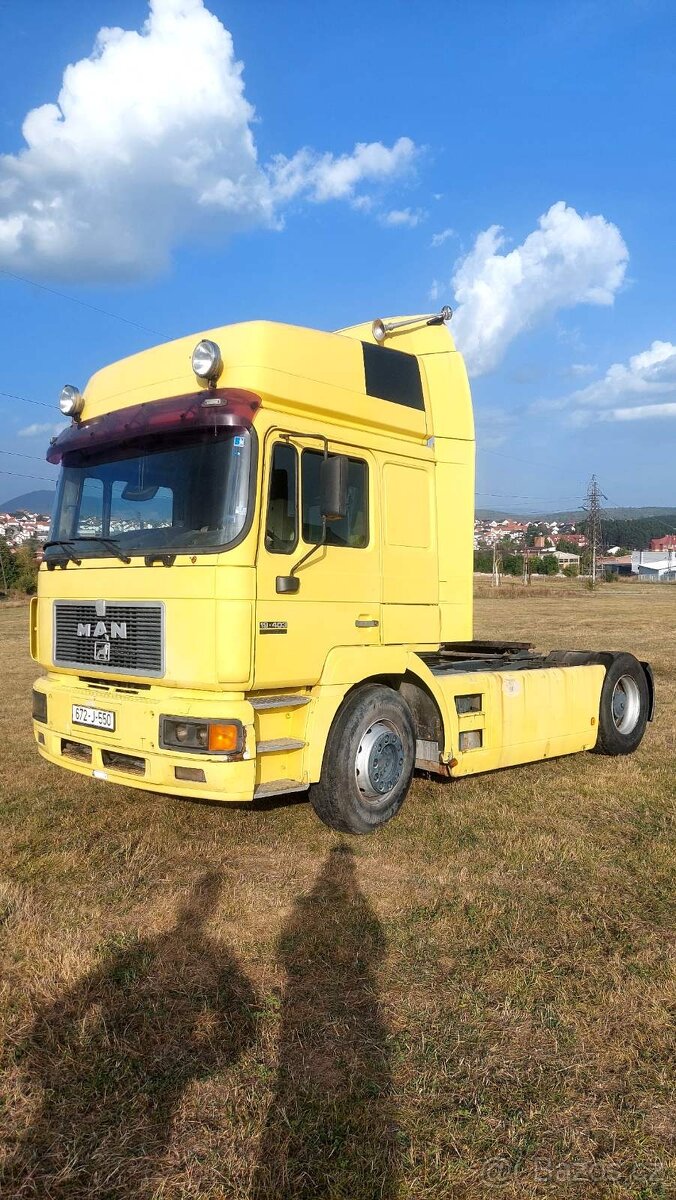 Man Tahač