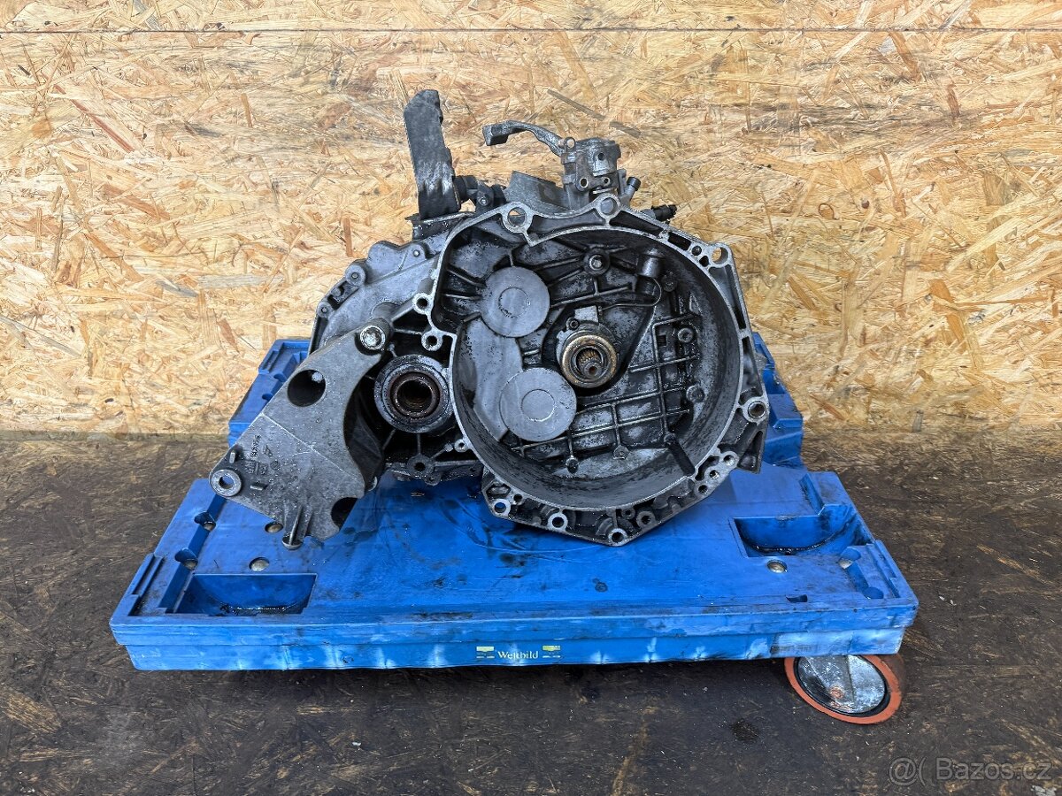 MANUÁLNÍ PŘEVODOVKA 3.0 CDTI OPEL F40 GM 55 354 730 0822680
