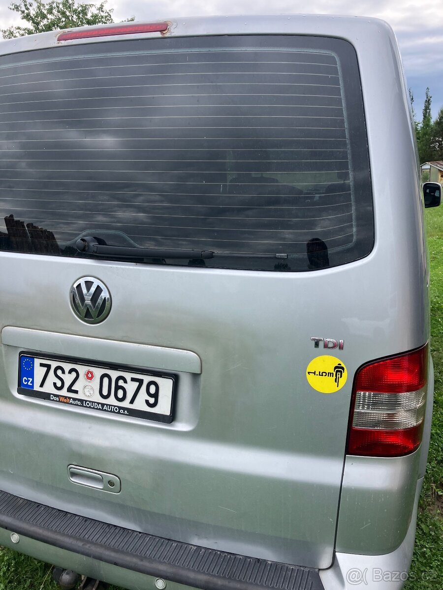 Zadní světla na T5 varavelle, transportér výklopky