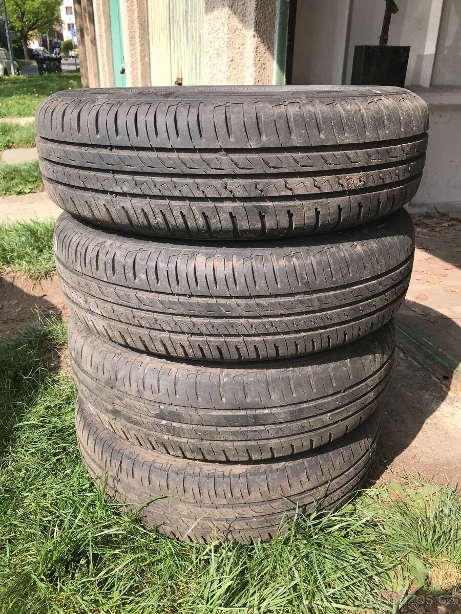 Barum Bravuris 5HM 165/70 R14 81 T - letní pneu