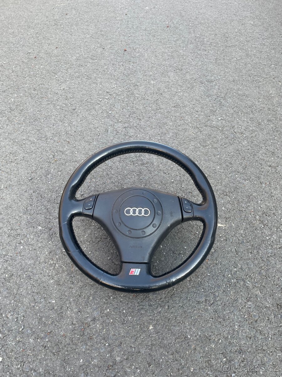 Prodám tento volant na Audi a4 b5.