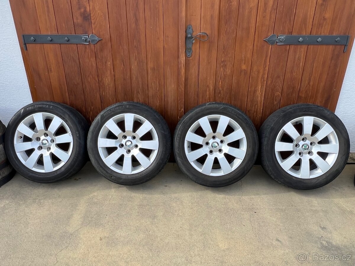 Originál alu kola ŠKODA Superb Metan R16 včetně pneu