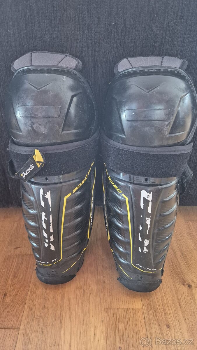 Chrániče holení CCM Tacks vel12"