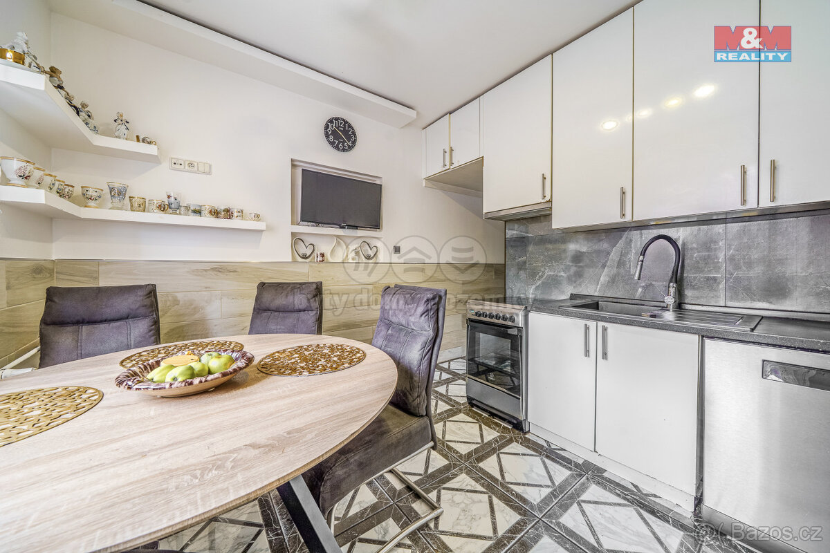 Prodej bytu 4+1, 77 m², Klášterec nad Ohří, ul. Okružní