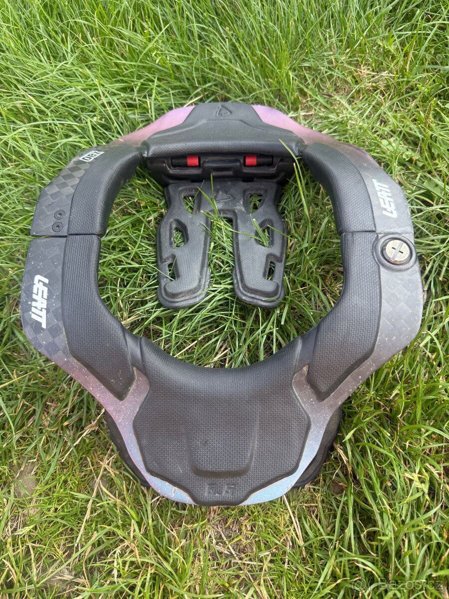 Leatt neckbrace 6.5 carbon