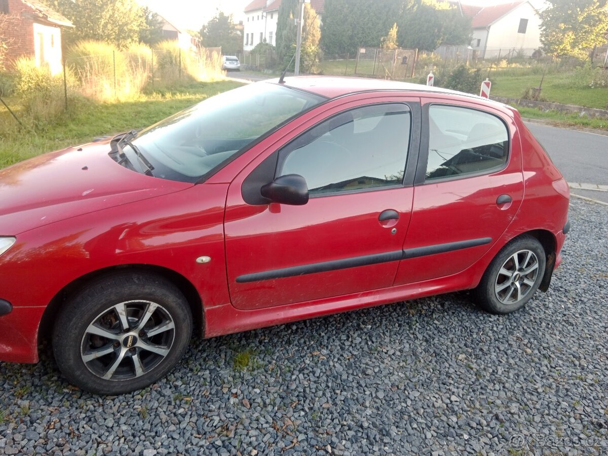 Peugeot 206