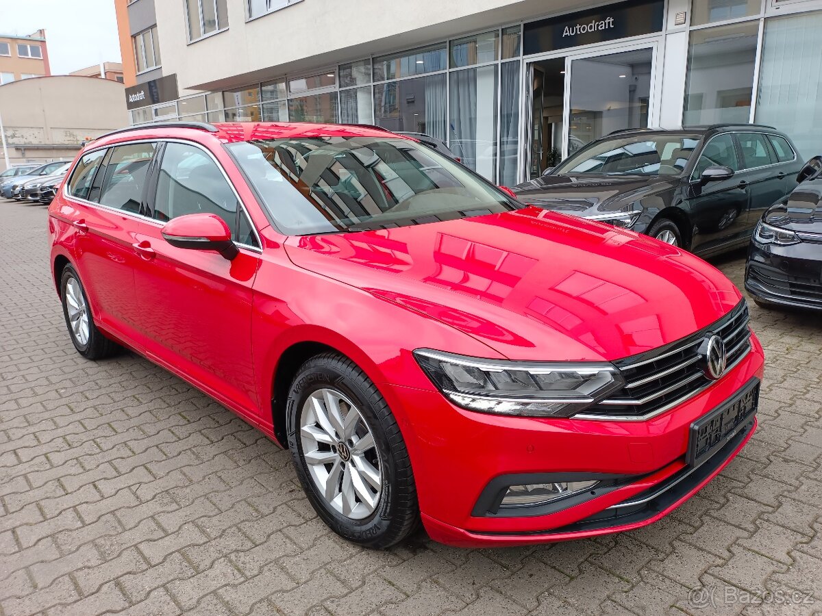 VW Passat B8 Variant 2.0TDI 110kW DSG - záruka Autodraft