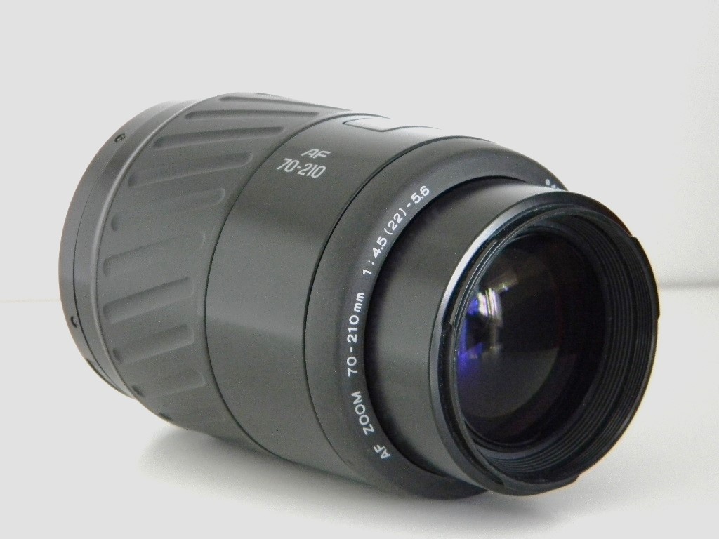 Minolta AF zoom 70-210mm 1:4,5 (22) - 5,6