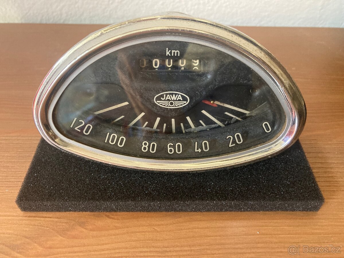 Tachometr Jawa