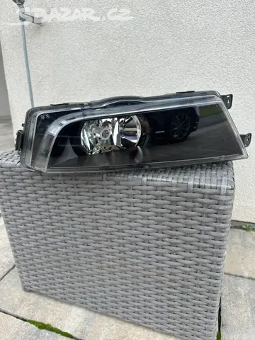 Levá mlhovka Škoda Octavia 3 předfaceliftem