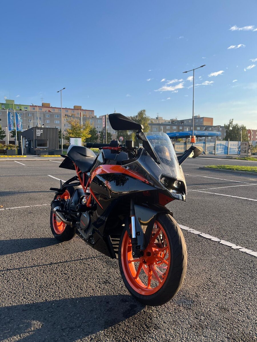 KTM RC 390, r.v. 2017