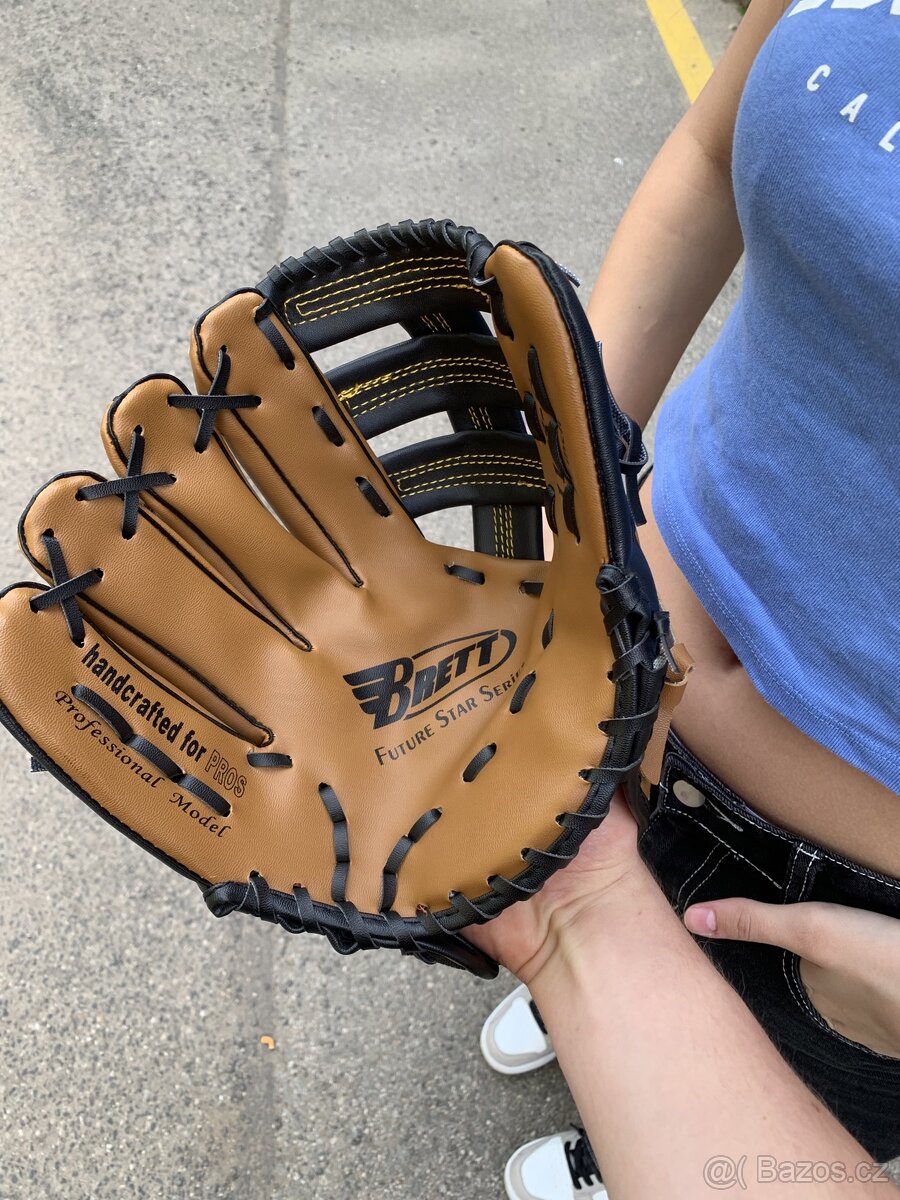 Baseballová rukavice Brett