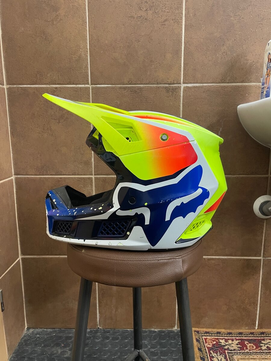Motokrosová helma FOX V3