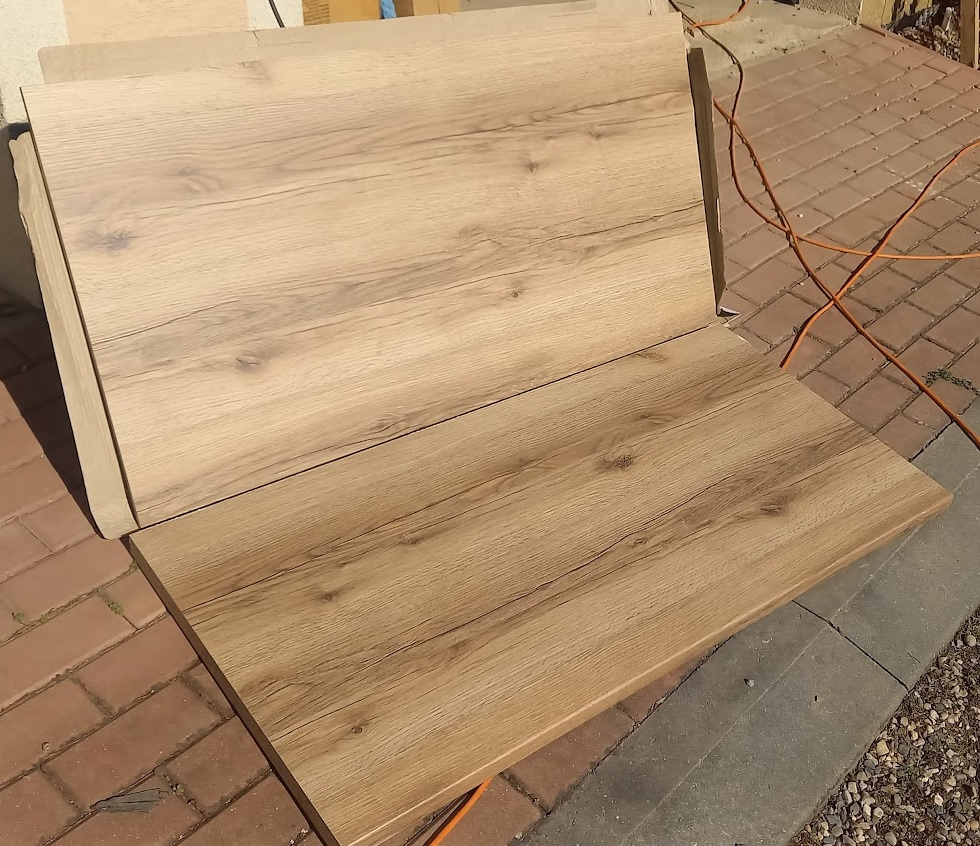 Kuchyňská pracovní deska, dub, 122cm a 242 cm, nová