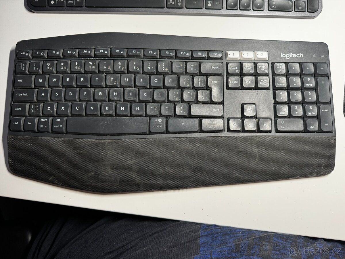 logitech k850 - použitá