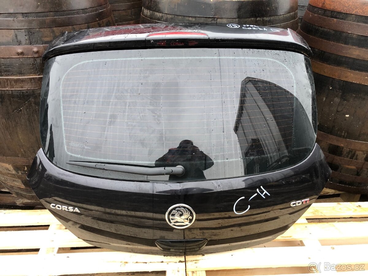 Páte Dveře Opel Corsa D