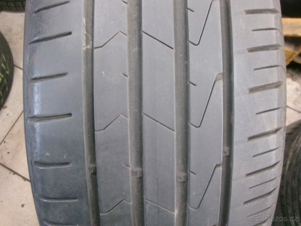 225/45 R17 MICHELIN (4,5-5mm) č.15720
