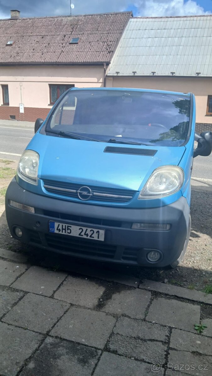 Opel vivaro 1.9dti 9mist