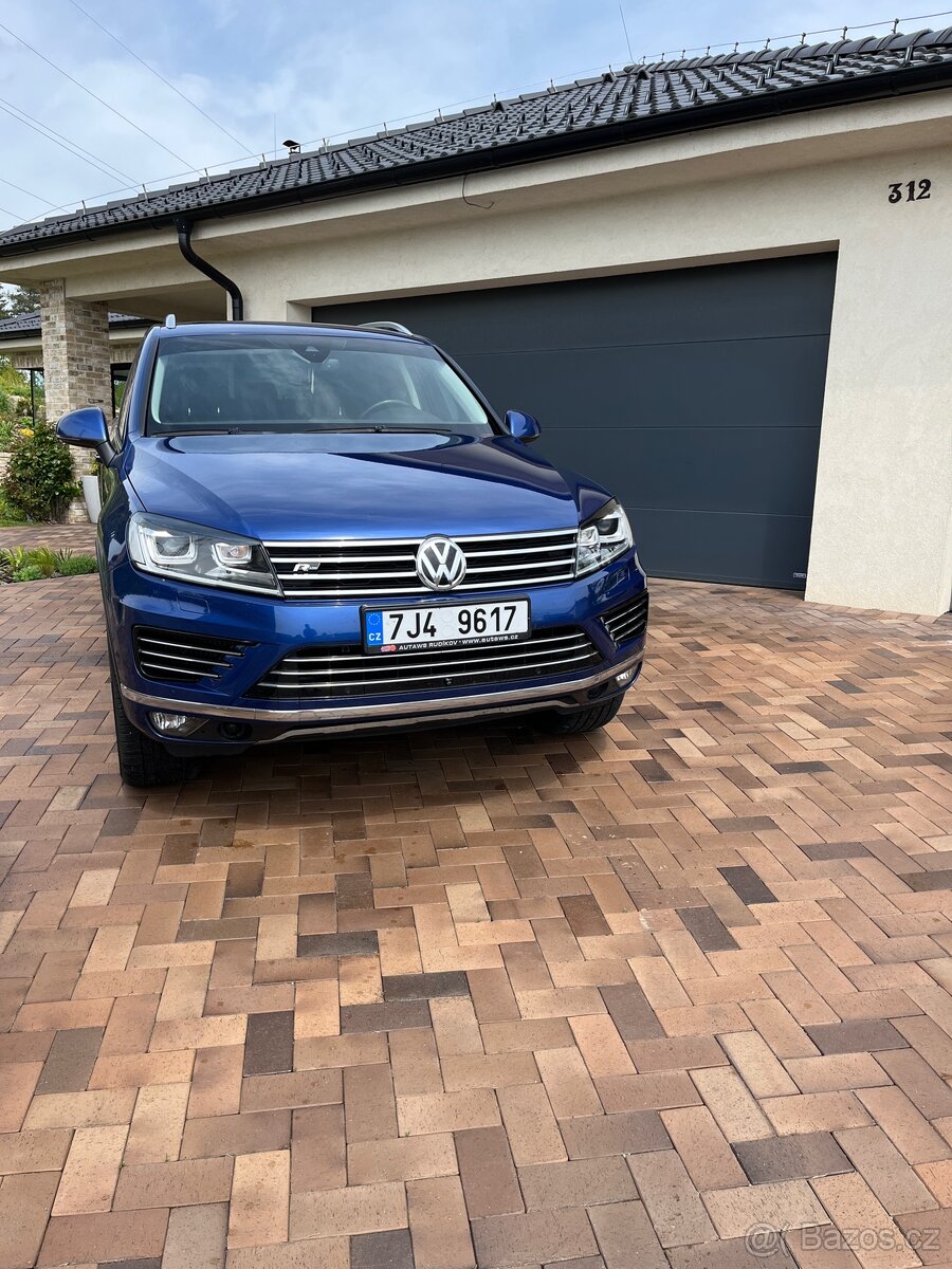 VW Touareg R-Line r.v 2016,CZ,DPH