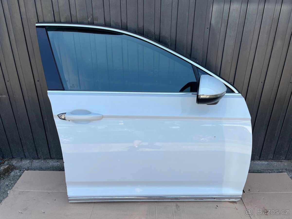 Predni prave dvere passat b8