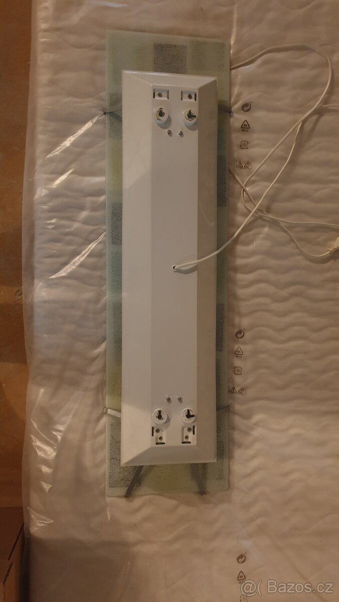Nástěnná lampa