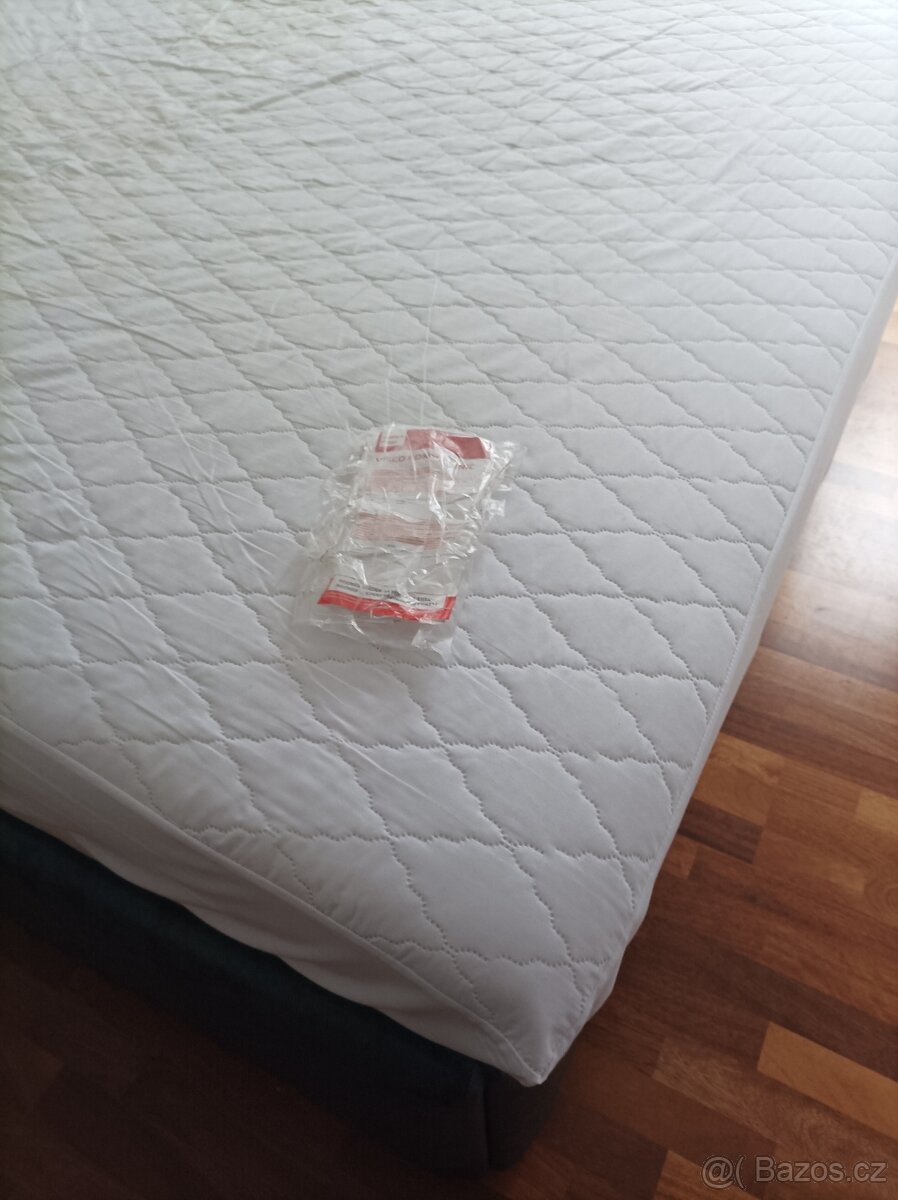Prodám matraci 180x200, 2 roky koupená