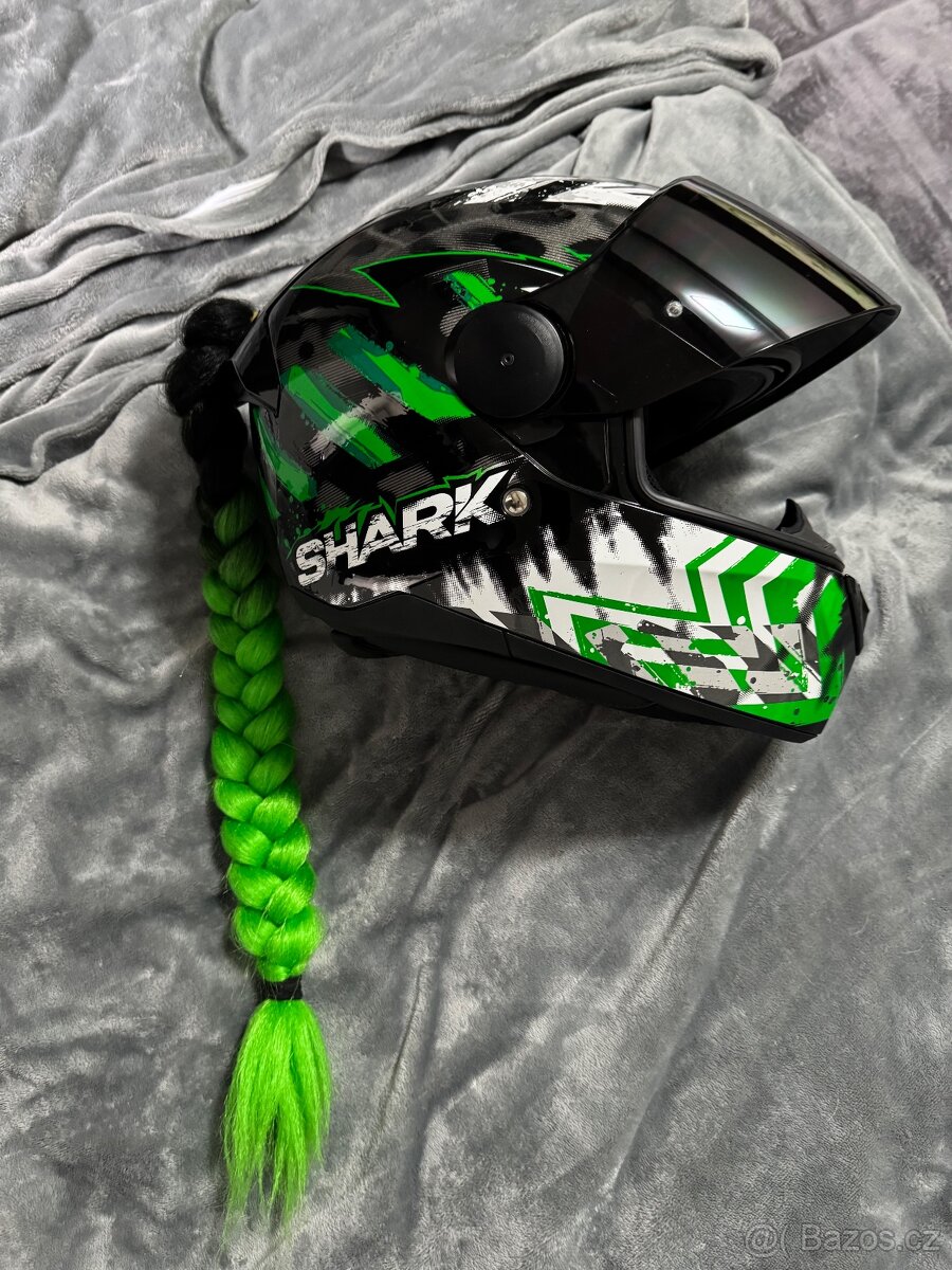Přilba SHARK s copánkem