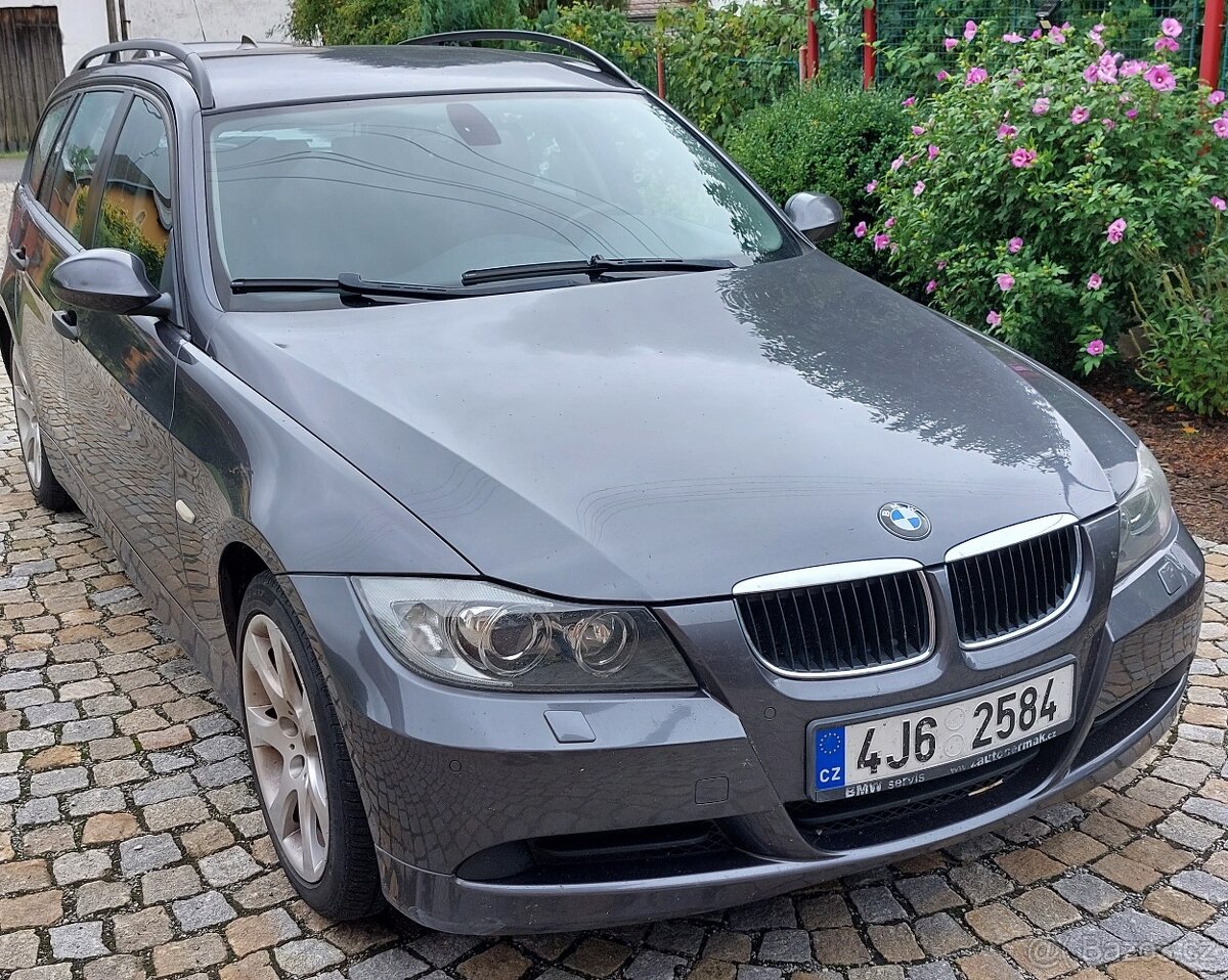 BMW e91 320d 120kw manuál