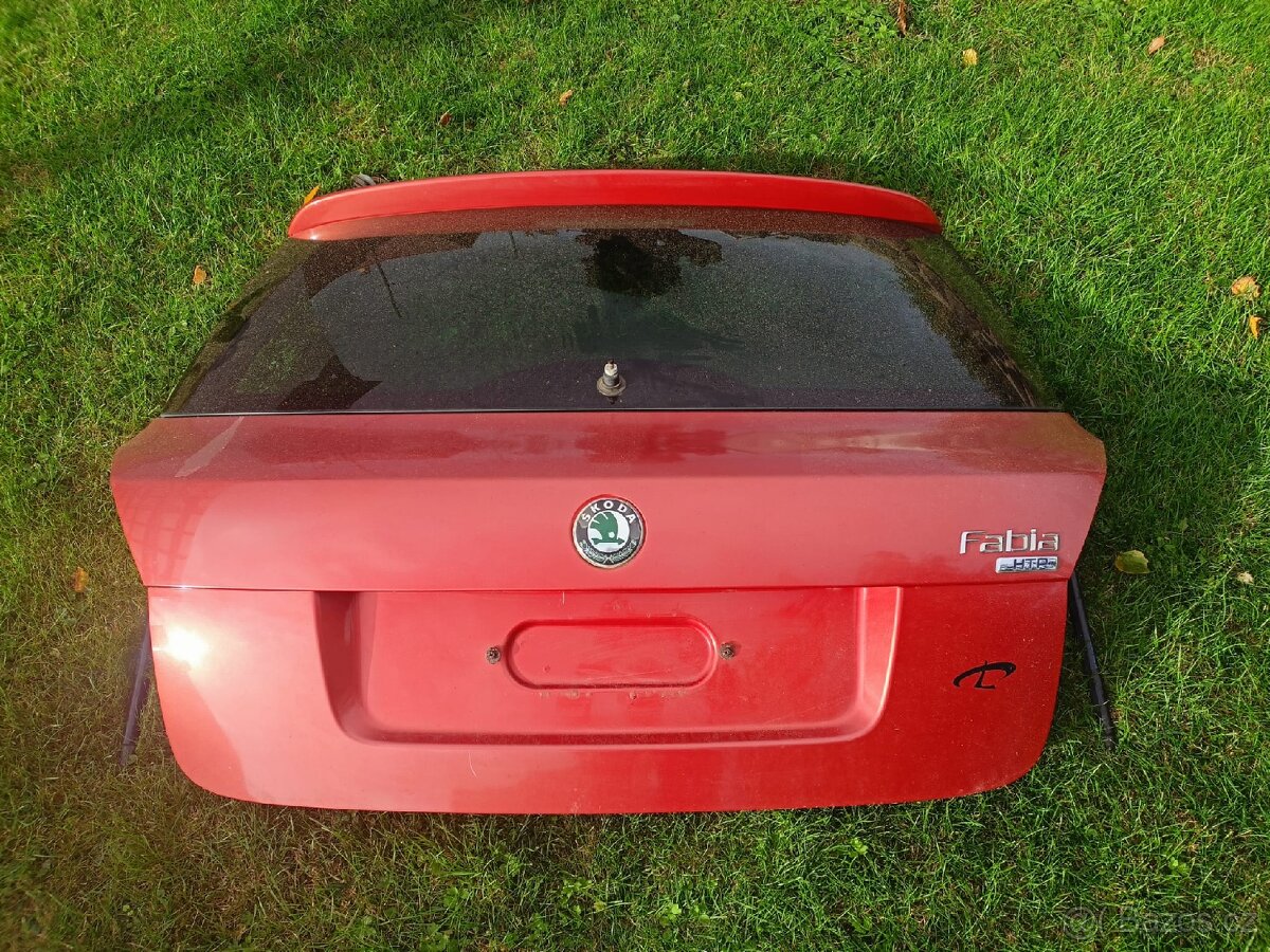 Zadní dveře Škoda fabia 2