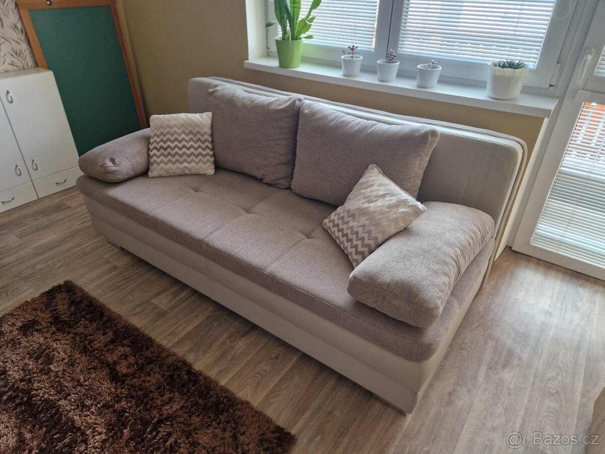 Rozkládací pohovka