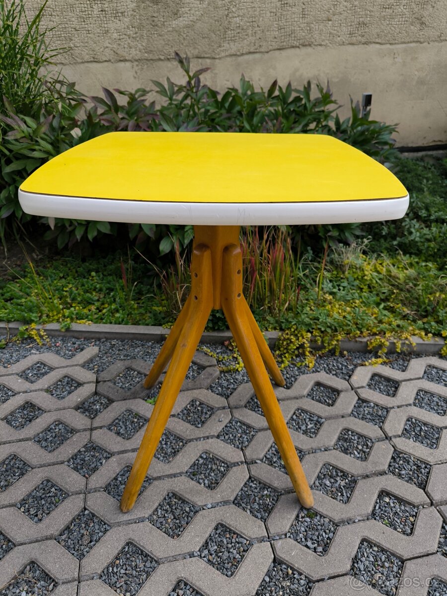 Retro stolek s umakartovou deskou - Brusel Expo 58