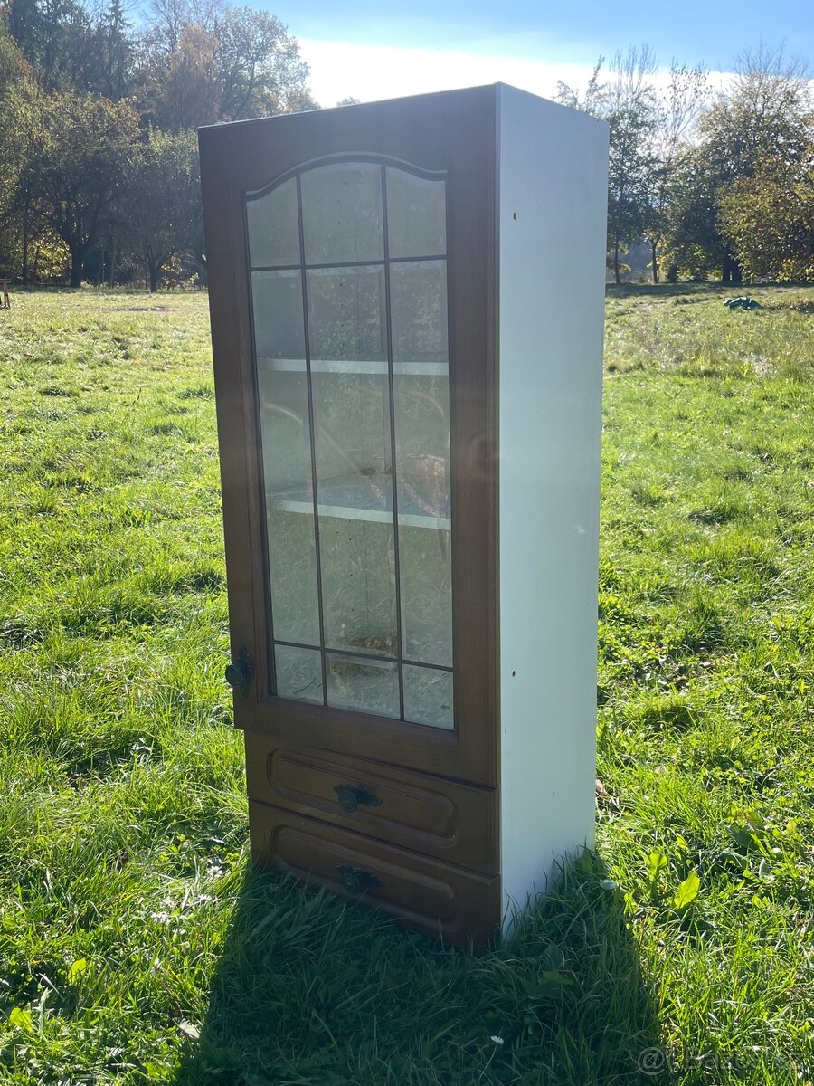 kuchyňská skříňka