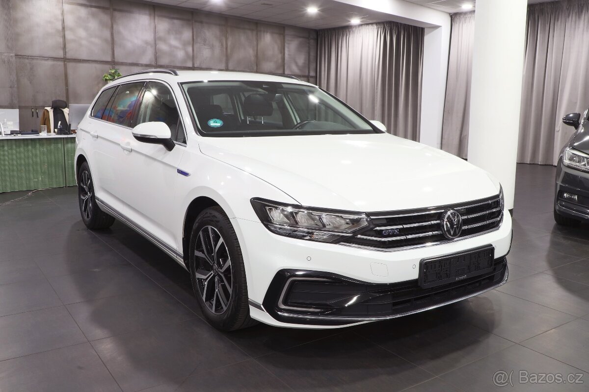 VW Passat B8 GTE Variant 1.4TSI 160kW - záruka Autodraft