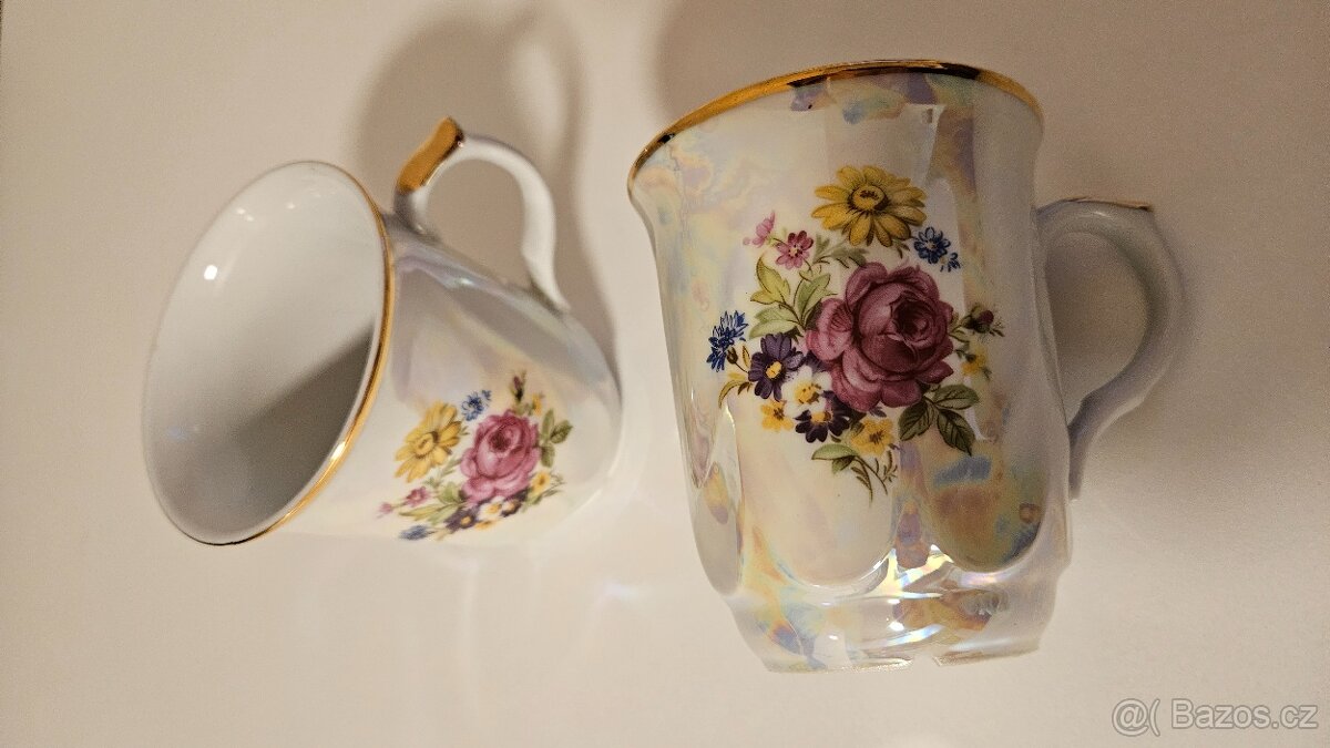 Dva porcelánové hrnky
