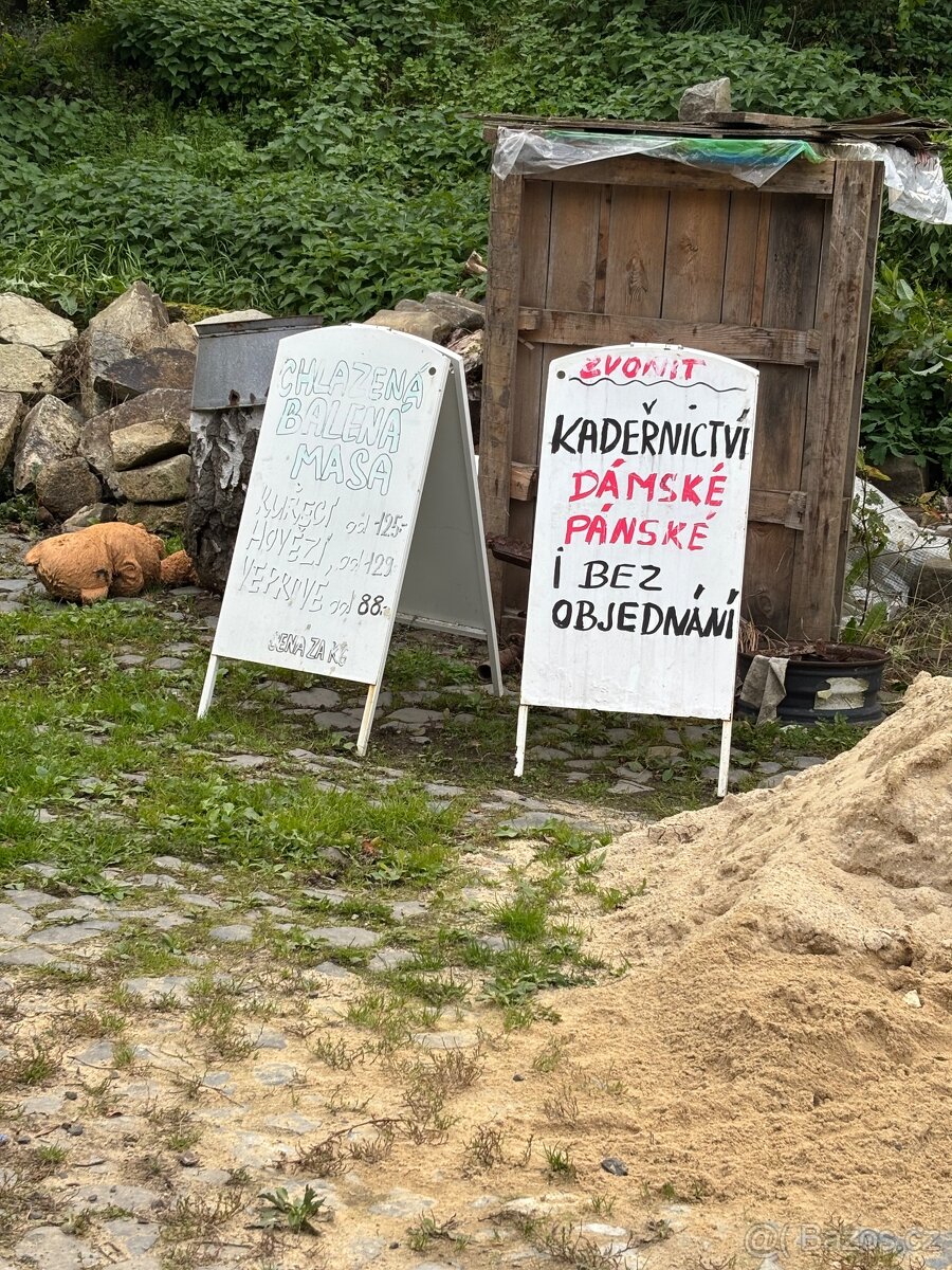 Áčka - reklamní cedule