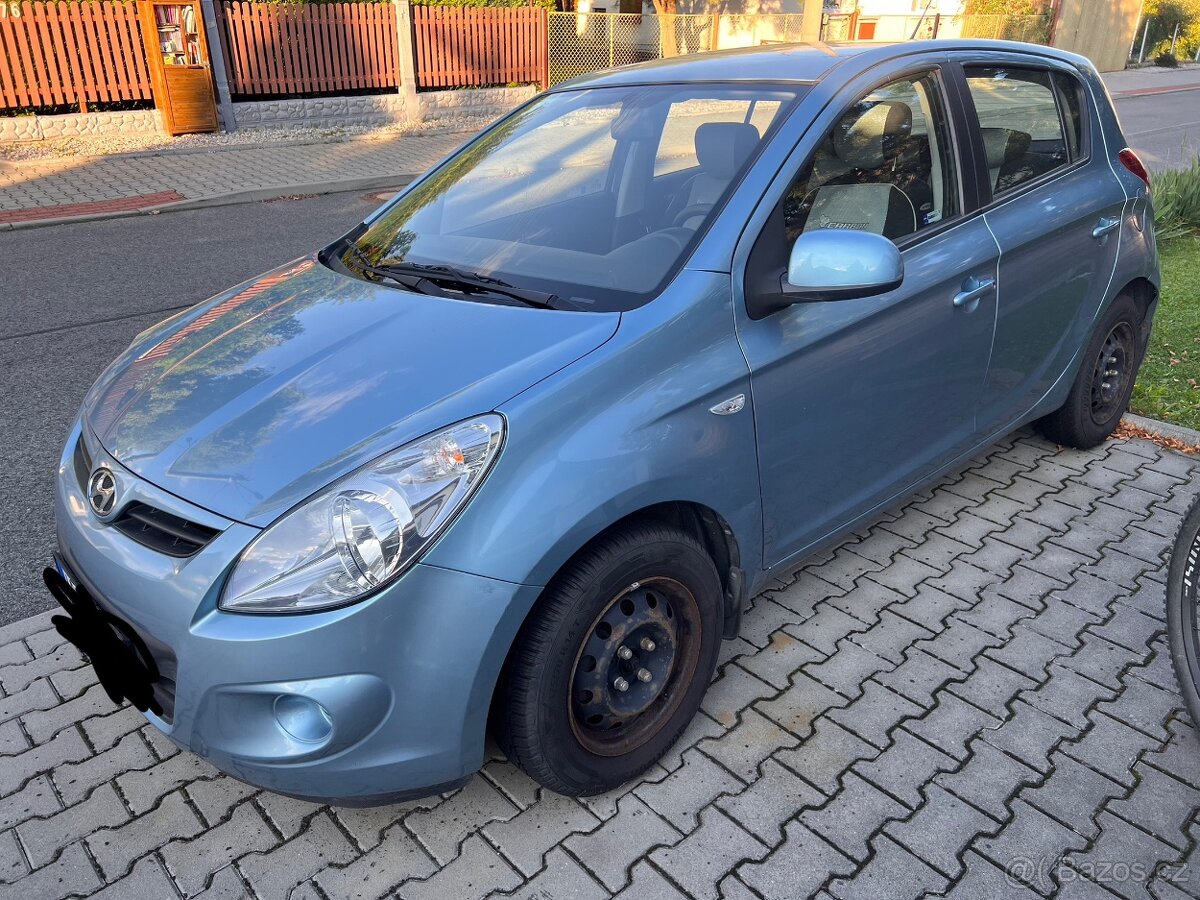 Hyundai i20
